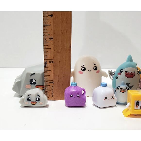 Lot of 12 LankyBox Mystery Figures Micro and Macro - Picture 5 of 10